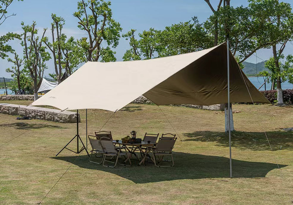 Outdoor Canopy z 150D Oxford tkaniny s titanově černou krycí plachtou